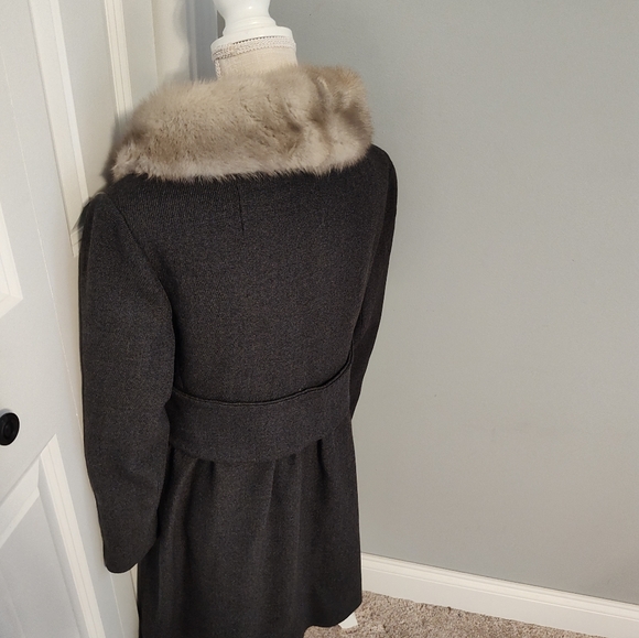 🌹Vintage 70's Unbranded Real Fur Herringbone Tweed Wool Button Front Overcoat M - Picture 10 of 16